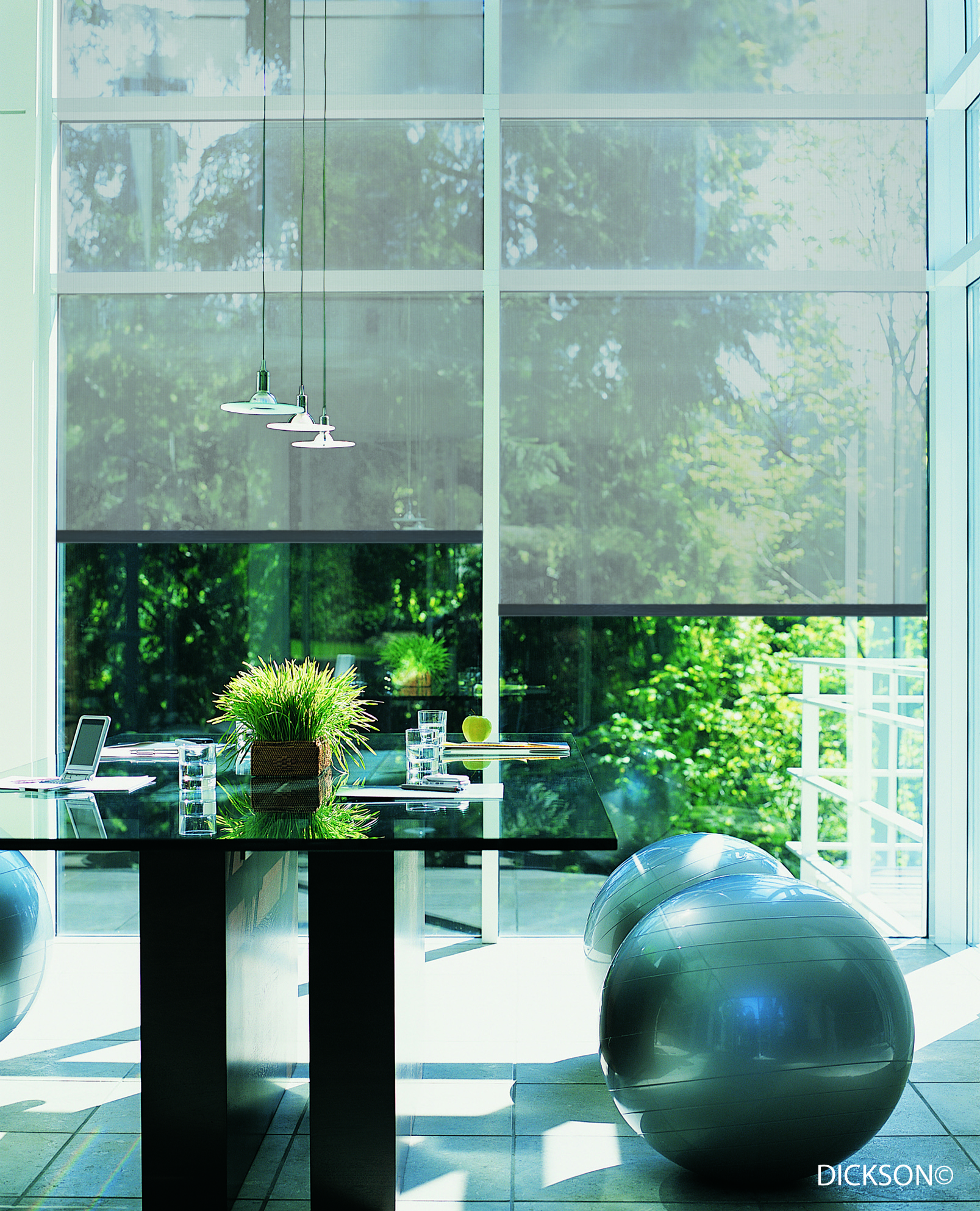 Waterproof Roller Blinds for Balcony: Why Choosing Trusted Roller Blinds Manufacturers Is Essential for Outdoor Comfort Waterproof Roller Blinds for Balcony: Why Choosing Trusted Roller Blinds Manufacturers Is Essential for Outdoor Comfort
